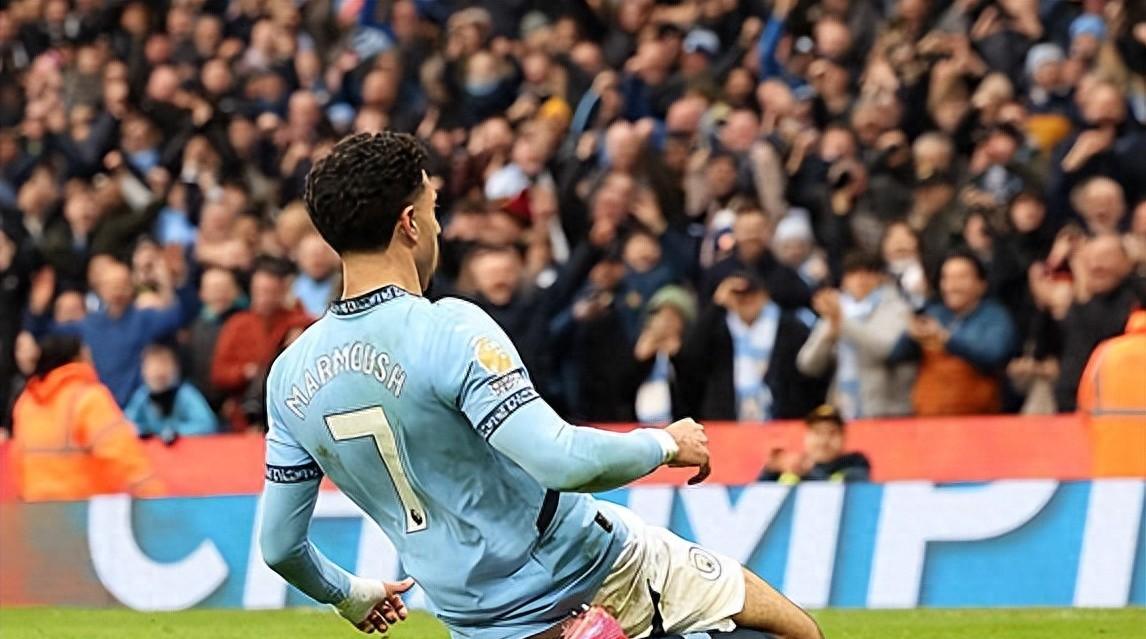 曼城训练开放日，今晚临场应变引欢呼，NBA季后赛在即，球探报告显示潜力-APP下载