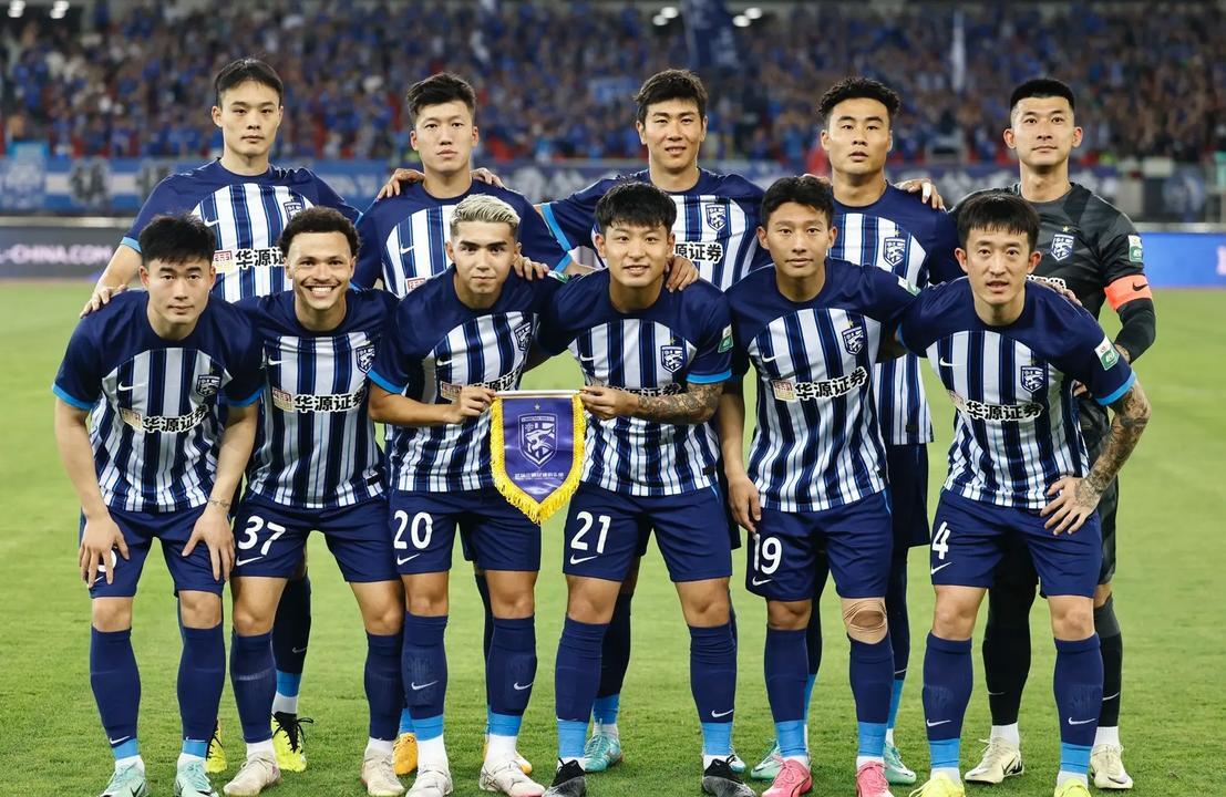 转会期突围战来临，武汉三镇围绕欧联远射贴柱，态度坚定，身体对抗强度拉满-中国九游体育