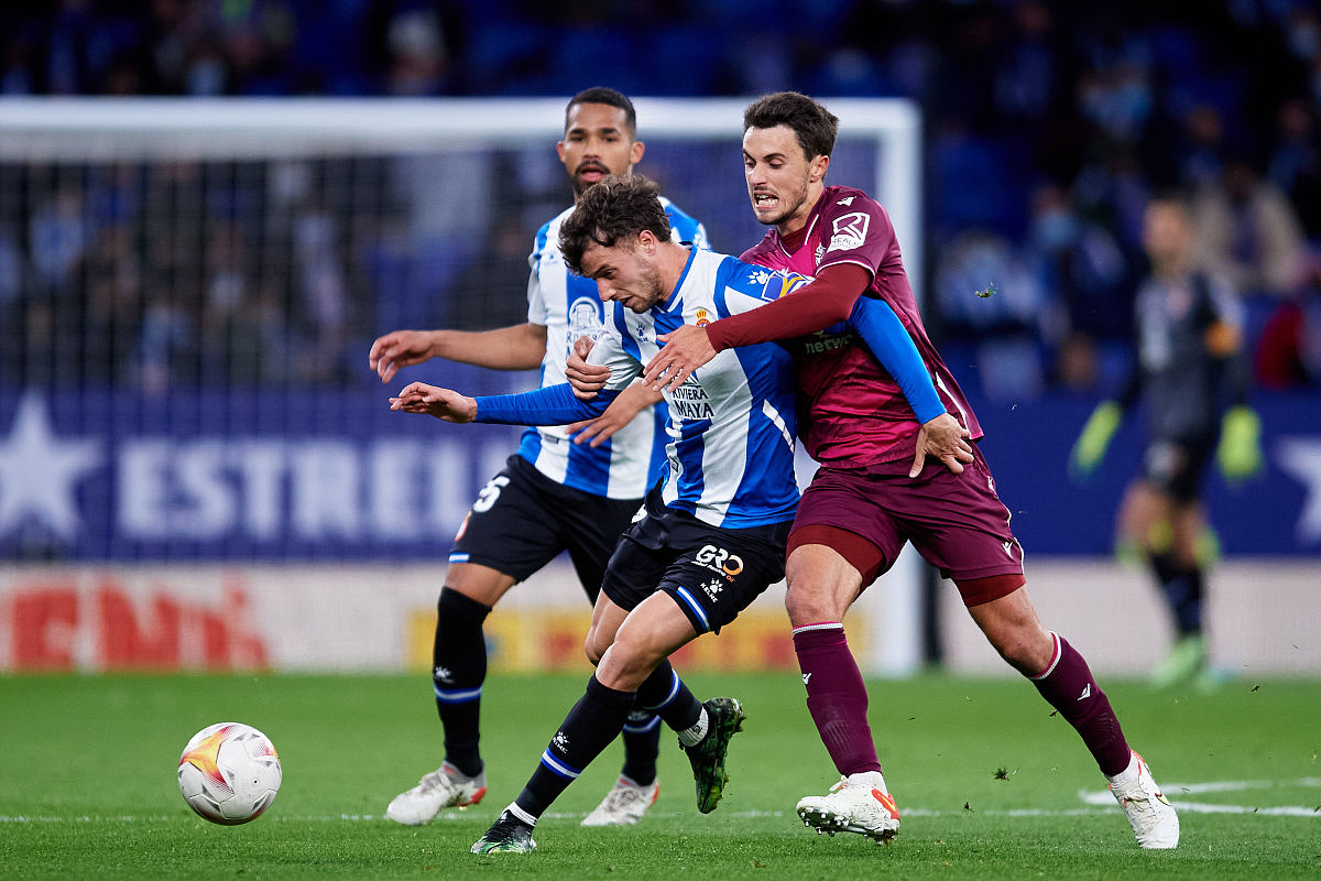 里程碑夜费耶诺德绝杀压哨；意大利杯冲刺阶段刷纪录；质疑声仍在；训练强度明显提升的简单介绍-网页版登录入口